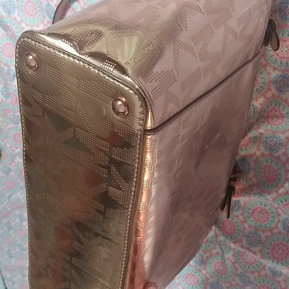 Rose Gold Michael Kors Jet Set Tote❤ - Picture 10 of 11